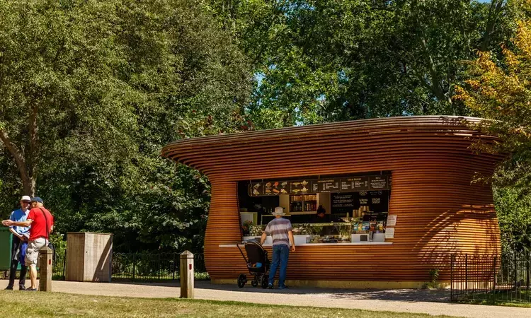 Refreshment points in St James's Park